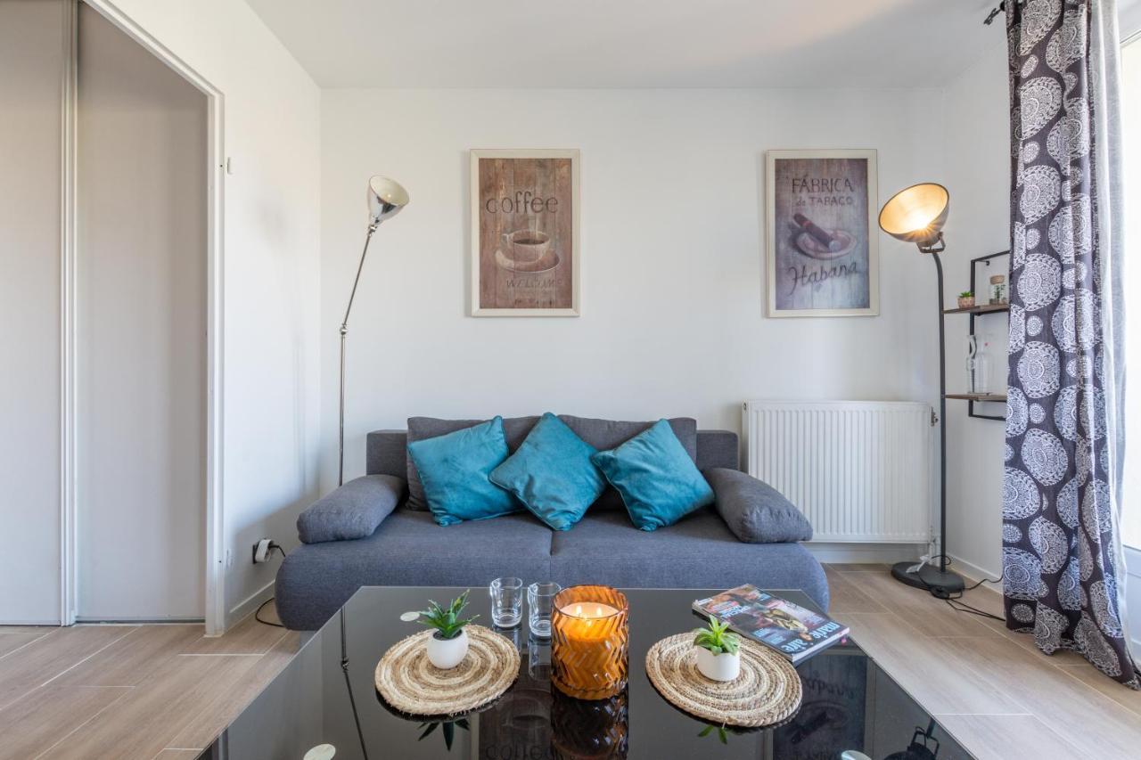 Family Travel Paris Apartamento Bussy-Saint-Georges Exterior foto