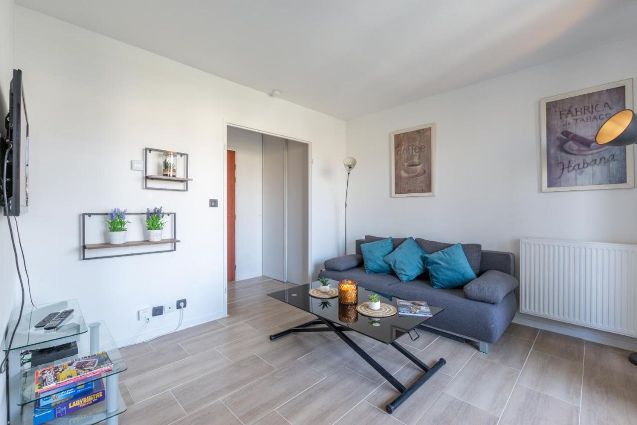 Family Travel Paris Apartamento Bussy-Saint-Georges Exterior foto