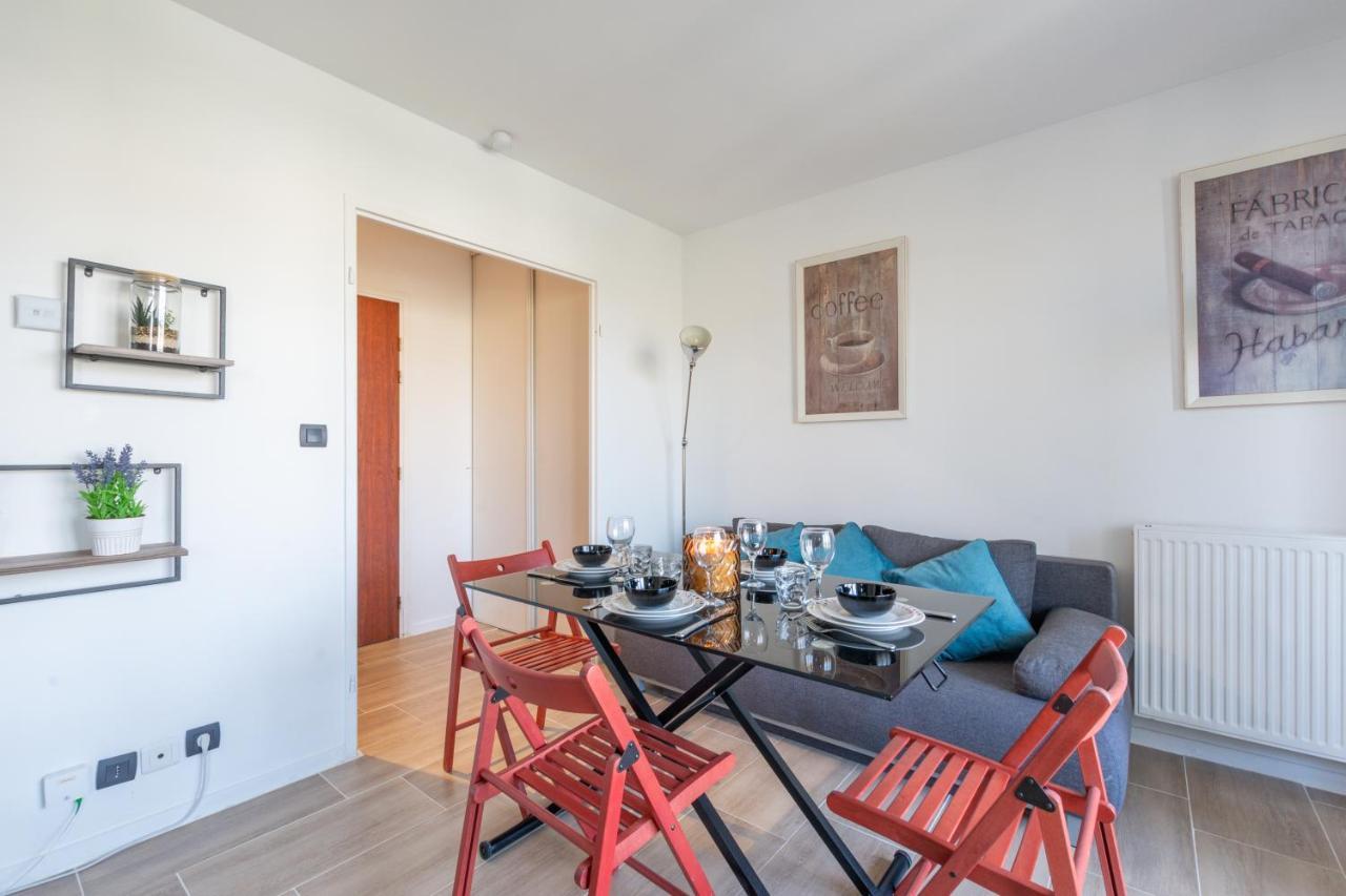 Family Travel Paris Apartamento Bussy-Saint-Georges Exterior foto