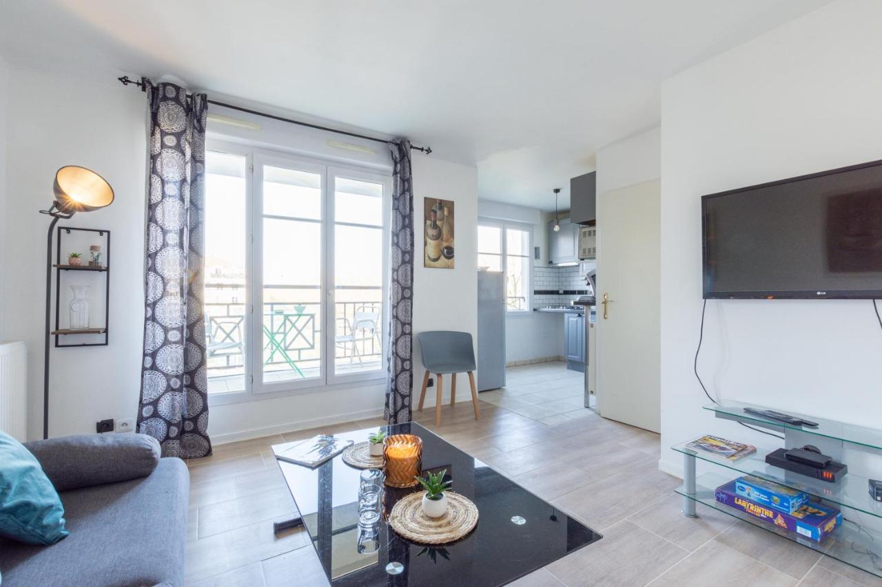 Family Travel Paris Apartamento Bussy-Saint-Georges Exterior foto