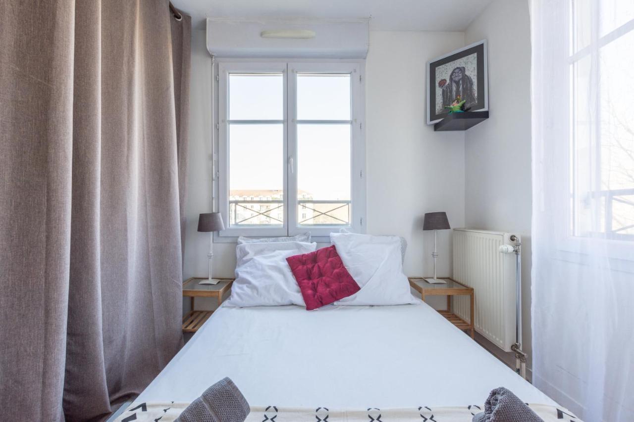 Family Travel Paris Apartamento Bussy-Saint-Georges Exterior foto
